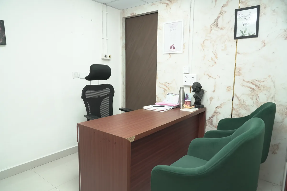 Reception at Yaal Fertility and Women's Centre, Velappanchavadi, Chennai