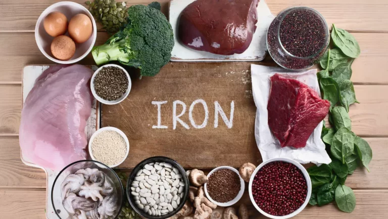 foods rich in iron/Best Foods to Improve Your Baby's Brain Health during Pregnancy